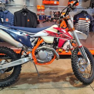 CLEAN NEW ORIGINAL 2025 KTM 500 EXC-F with Head Light
