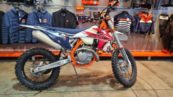CLEAN NEW ORIGINAL 2025 KTM 500 EXC-F with Head Light